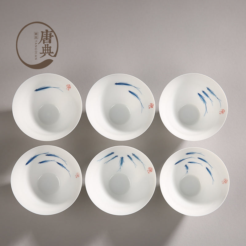 景徳鎮の螺纹の手描き茶杯、陶器の薄焼き功夫用の飲茶用の白磁の茶碗、普洱茶用の音が鳴るカップ