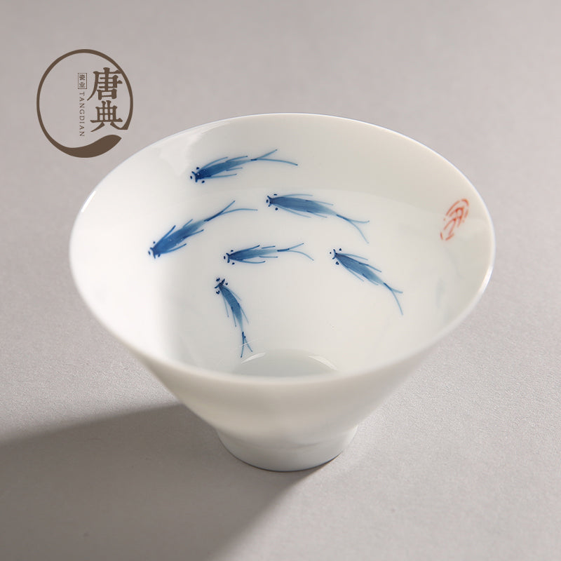 景徳鎮の螺纹の手描き茶杯、陶器の薄焼き功夫用の飲茶用の白磁の茶碗、普洱茶用の音が鳴るカップ